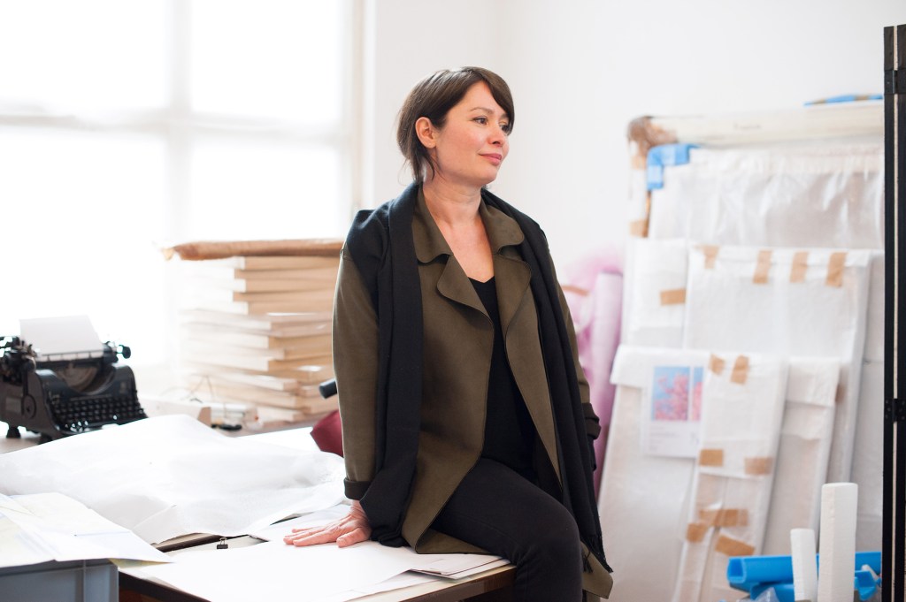 Viktoria Binschtok Studio Portrait

